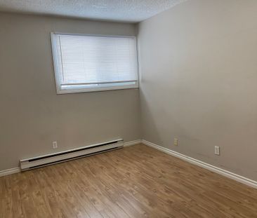 Westside – 1 Bedroom - Photo 5