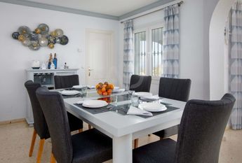 Alicante, Valencian Community 03700