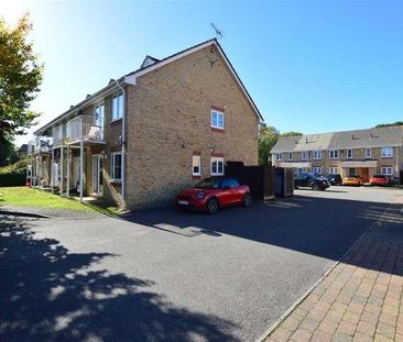 Telford Drivecippenhamsloughberkshire, SL1 - Photo 4