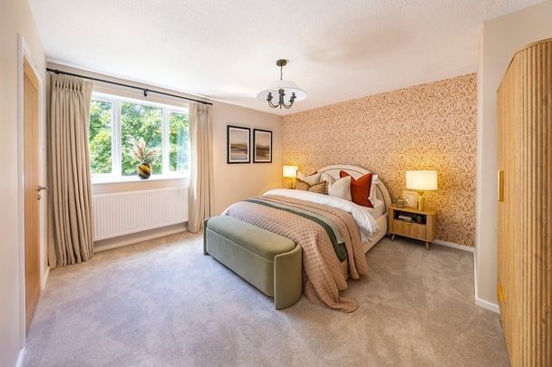 4 bedroom detached house to rent - Photo 1