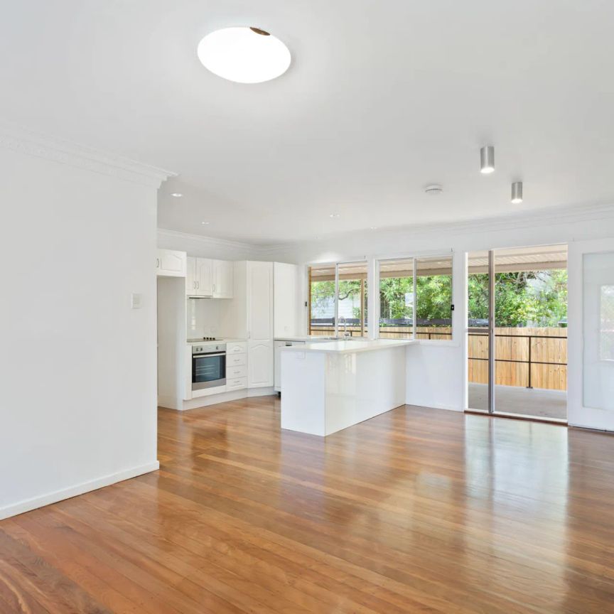 4 Bedroom modern home, just 10 mins to the beach Contact Julie Sykes 0438 050 110 Weekly rent will increase to $725 on 26/01/2026 - Photo 1