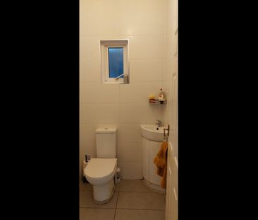 Room in a Shared House, St.Asaph Road, SE4 - Photo 2