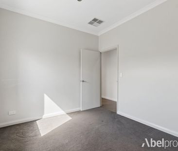 Spacious & Stylish 4-Bedroom Home in a Quiet Cul-de-Sac - Photo 5
