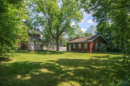 For Lease - 33 Centre Street Unit# Unit B, Vaughan, Ontario - Photo 2