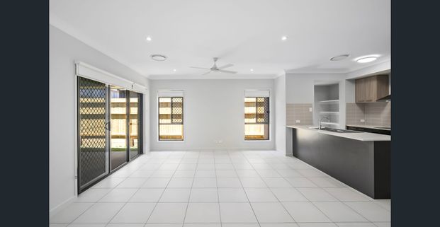 Stylish home - Photo 1