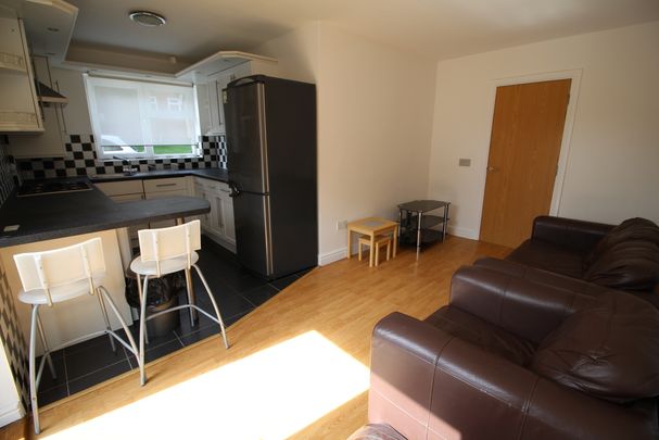 2 Bed Student Accommodation - Photo 1