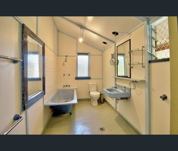 21 Little Keen Street, Lismore, NSW 2480 - Photo 6