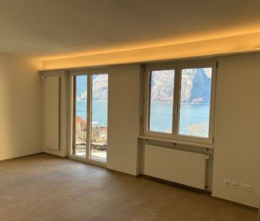Renovierte 2.5 Zimmerwohnung mit tollem Terrassenbereich & Seeblick - Photo 1