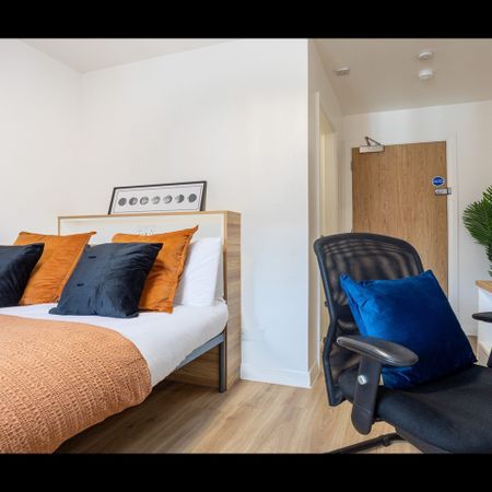 Room in a Shared Flat, Great Western Street, M14 - Photo 4