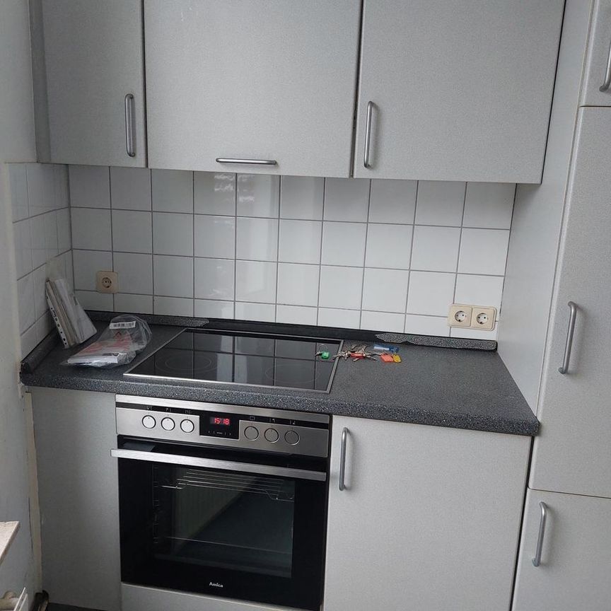 3-Zimmer-Wohnung in 1. Etage / Balkon Südseite - Foto 1