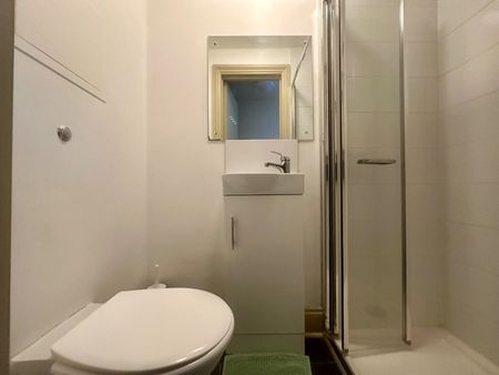 Room in a Shared House, Mortlake Road, IG1 - Photo 3