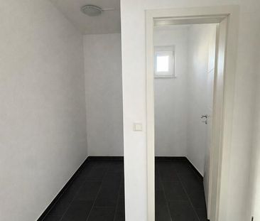 Neuwertige 3-Zimmer-Wohnung im 1. OG in Knielingen - Photo 3