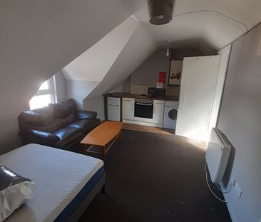 1 Bed Flat, South Road, B23 - Photo 5