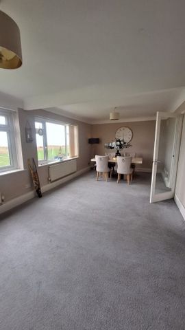 Weston Court, Burbo Bank Road South, ... - Photo 3