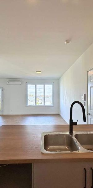 Appartement 5 ½ NEUF à louer à Drummondville - Disponible pour 1er mars - Photo 1
