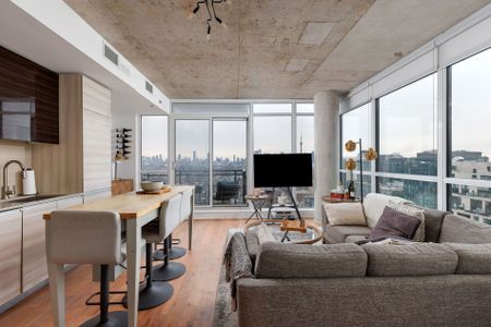 For Lease - 20 Minowan Miikan Lane Unit# 1804, Toronto, Ontario - Photo 2