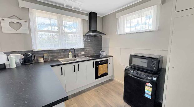 SPRINGVALE - 3 BEDROOMS - Photo 1