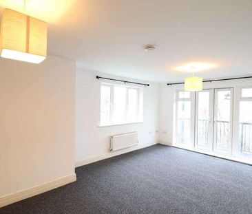 Clements Court, High Wycombe, HP13 - Photo 1