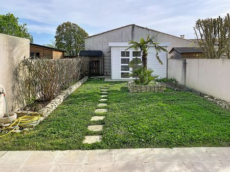Location Maison 4 pièces 79m² PUILBOREAU 17138 - Photo 5