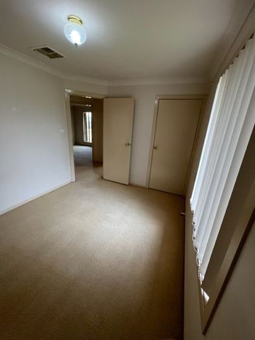 Ray White Real Estate Forbes - 02 6851 1411 - Photo 4