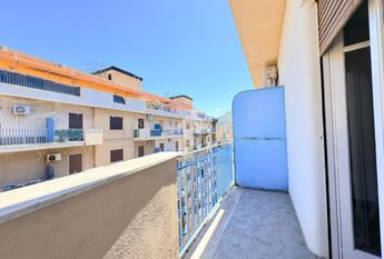 6 locali in affitto