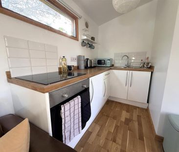 1 bedroom detached house to rent - Photo 3