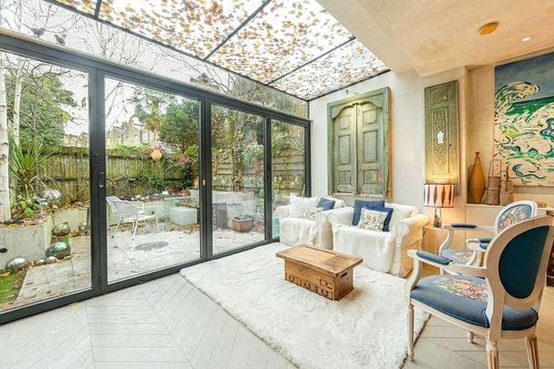 Moore Park Road, Moore Park Estate, SW6 - Photo 1