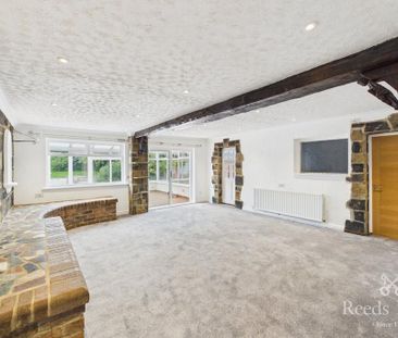 4 bedroom detached house to rent - Photo 4