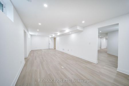 For Lease - 85 Villa Park Drive, Vaughan, Ontario - Photo 3