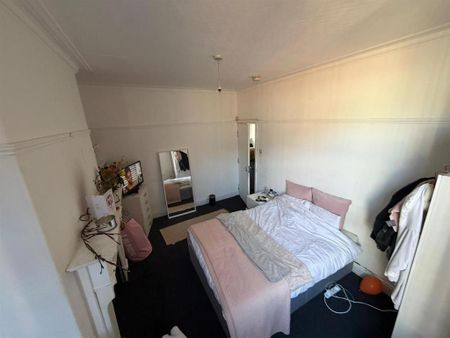 4 bedroom house to rent - Photo 2