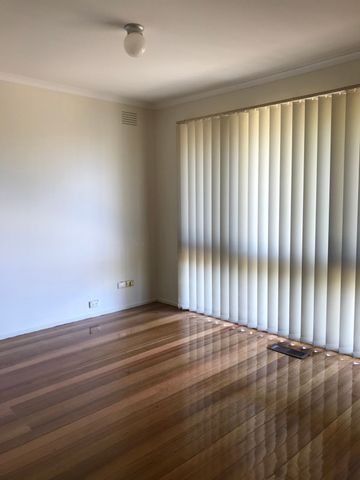 4 Jolimont Avenue, Mulgrave - Photo 2