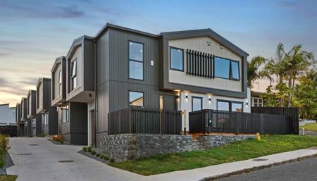 Stylish, Fresh & Move-In Ready - Photo 3