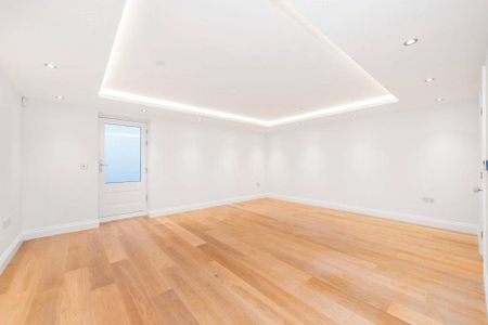 5 bedroom semi-detached house to rent - Photo 2