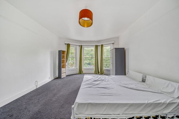 Charlton Road, Blackheath, SE3 - Photo 1