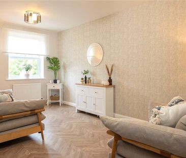 Oaklands Drive, North Petherton, Bridgwater, Somerset, TA6 - Photo 2