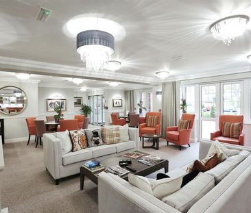 Manor Lodge, Ruddington, Nottingham, Nottinghamshire - Photo 3