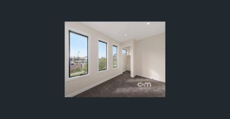 Contemporary North facing three bedroom townhouse - Photo 2