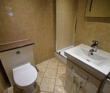 2 bedroom townhouse to rent - Photo 6