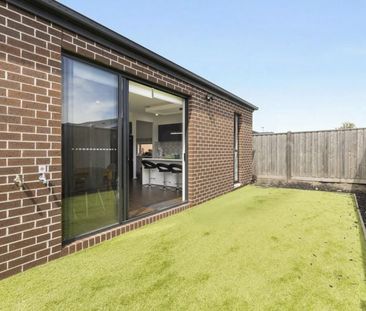 Budget-Friendly Modern Living in Beveridge - Photo 5