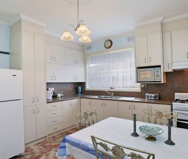 TIDY HOME ON LARGE BLOCK - Photo 3