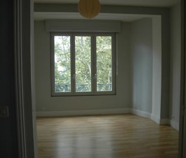 Location Appartement 3 pièces 75m² VICHY 03200 - Photo 6