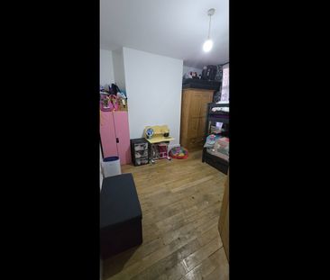 2 Bed Flat, Perth Road, N22 - Photo 2