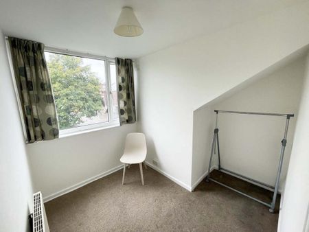 2 bedroom terraced house to rent - Photo 5