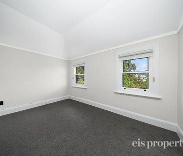 Family Home Nestled In Premium Location - Photo 5