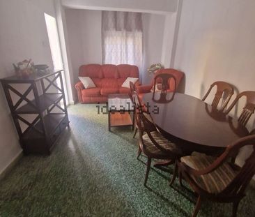 Alquiler de piso en Calle Magistral Domínguez - Photo 5