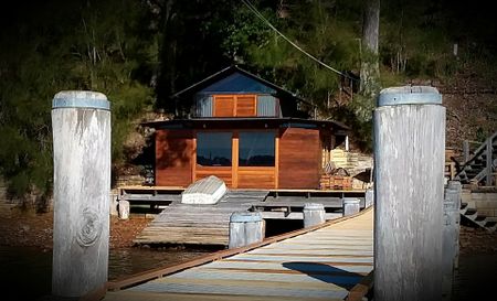 Waterfront Luxe � Architecturally Designed Home with Boatshed - Photo 3