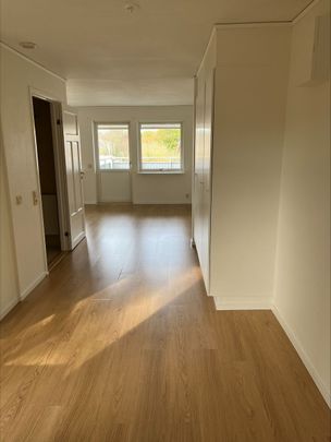 Hallabrovägen, Öxabäck - Foto 1
