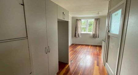 Otara, 4 bedrooms - Photo 5