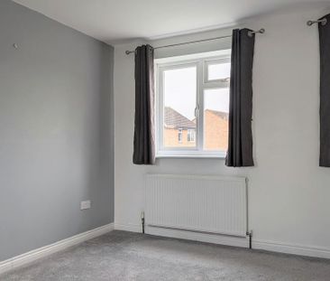 2 bedroom semi-detached house to rent - Photo 2