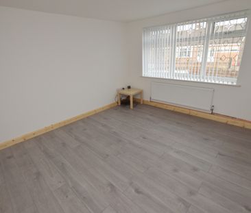 2 Bedroom Semi-Detached Bungalow - Photo 6